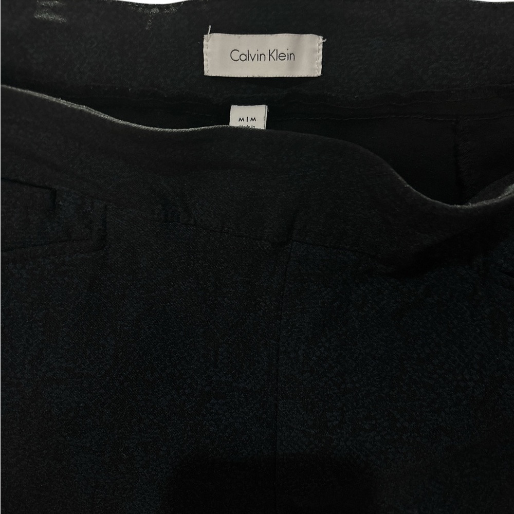Calvin Klein Women's Gray Leggings NWOT - Picture 2 of 4